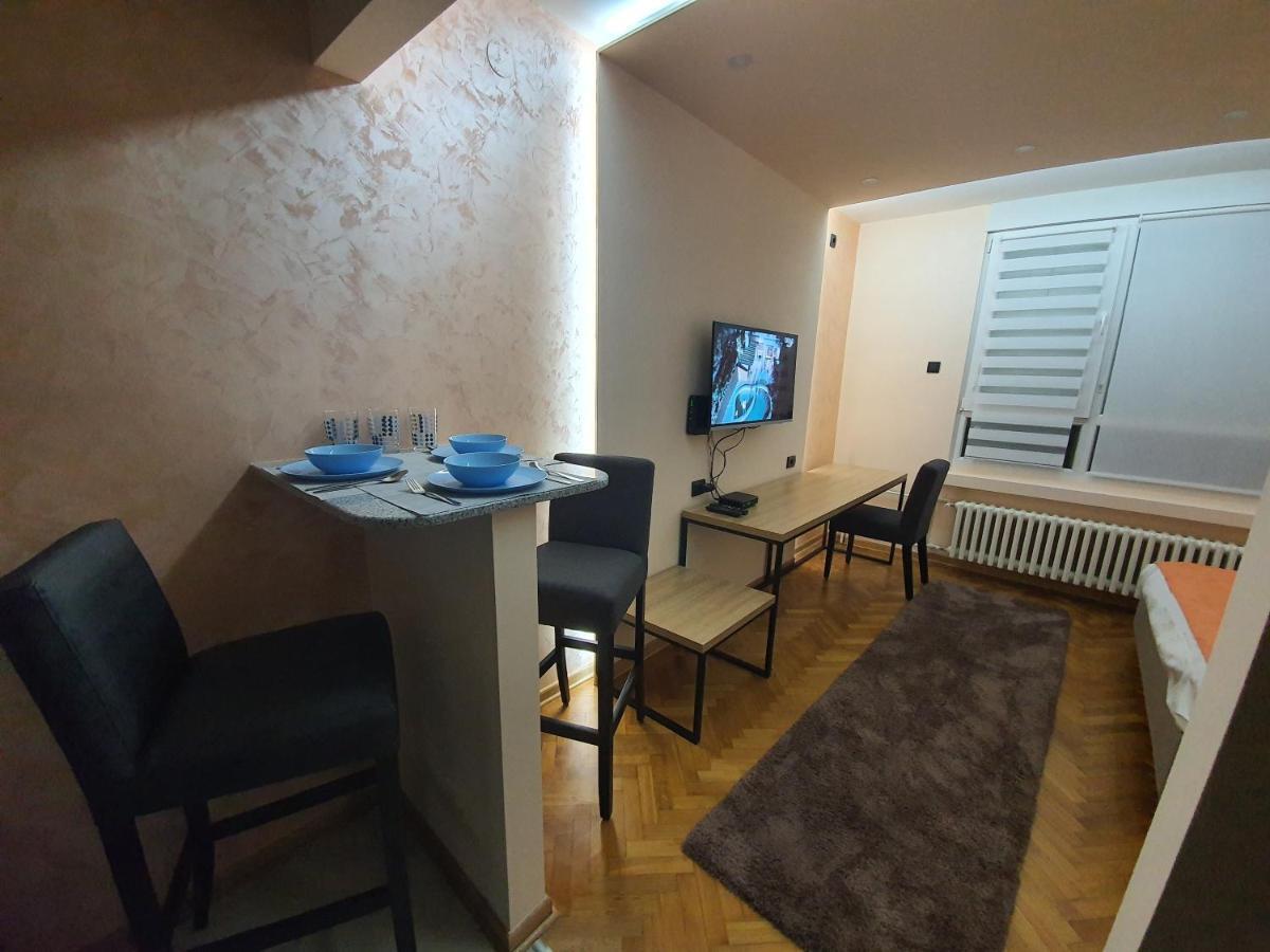 Apartman Dodolu Belgrad Zewnętrze zdjęcie